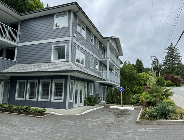 Gibsons Landing Inn hotel detail image 3