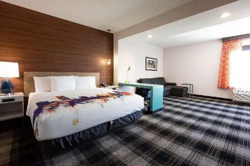 La Quinta Inn Okalhoma City Airport hotel detail image 4