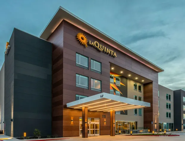 La Quinta Inn & Suites By Wyndham Galt Lodi North hotel detail image 1