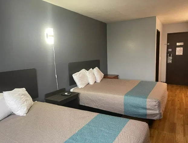 Troy Inn and Suites hotel detail image 2