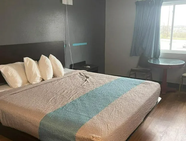 Troy Inn and Suites hotel detail image 3