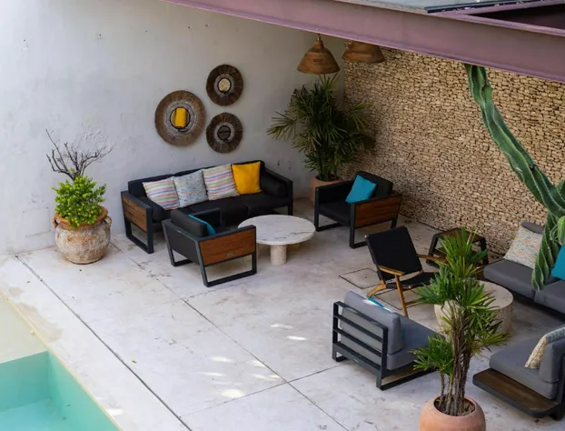 Decu Downtown hotel detail image 3