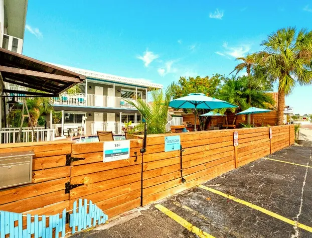 Boutique Beach Retreat hotel detail image 1