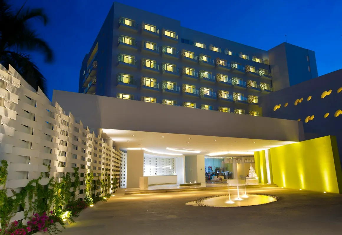 Krystal Vallarta - All Inclusive hotel hero