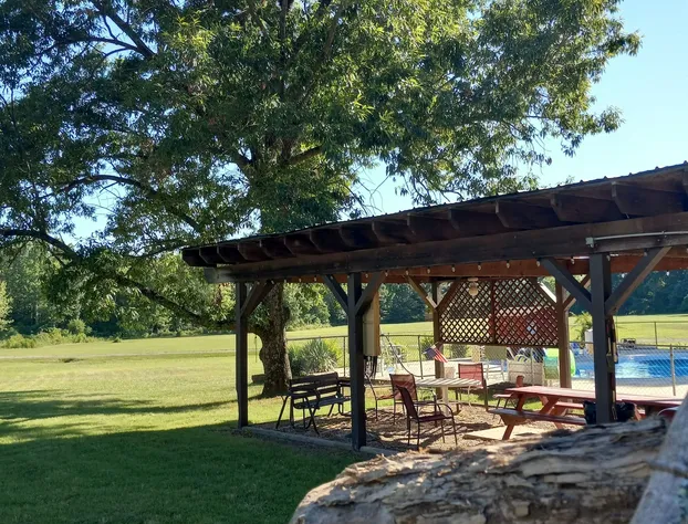 Cedar Falls Motel hotel detail image 4