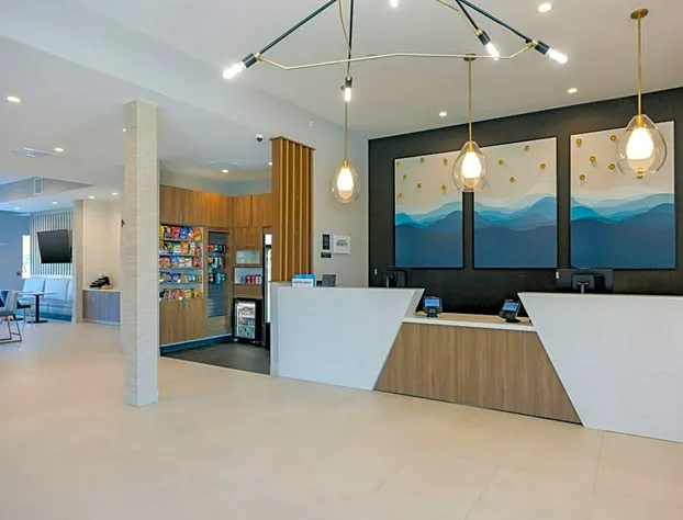 Fairfield Inn & Suites by Marriott Canton Riverstone Parkway hotel detail image 2