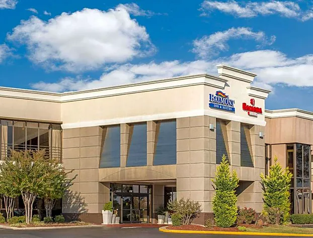 Ramada Plaza by Wyndham Fayetteville Fort Bragg hotel detail image 1