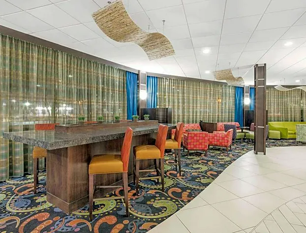 Ramada Plaza by Wyndham Fayetteville Fort Bragg hotel detail image 4