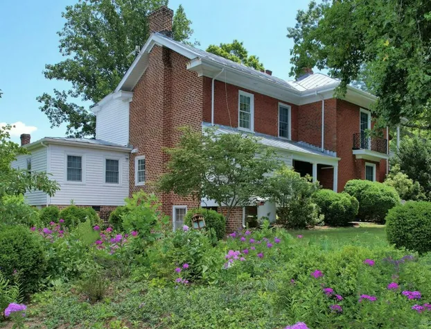 Red Hill Bed and Breakfast hotel detail image 4