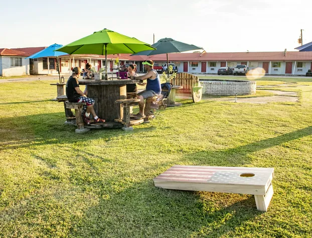 American Inn hotel detail image 2