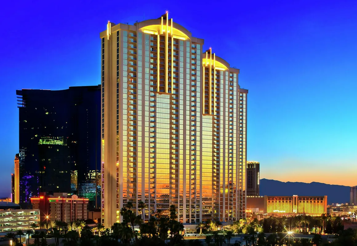 Jet Luxury Elite at The Signature hotel hero