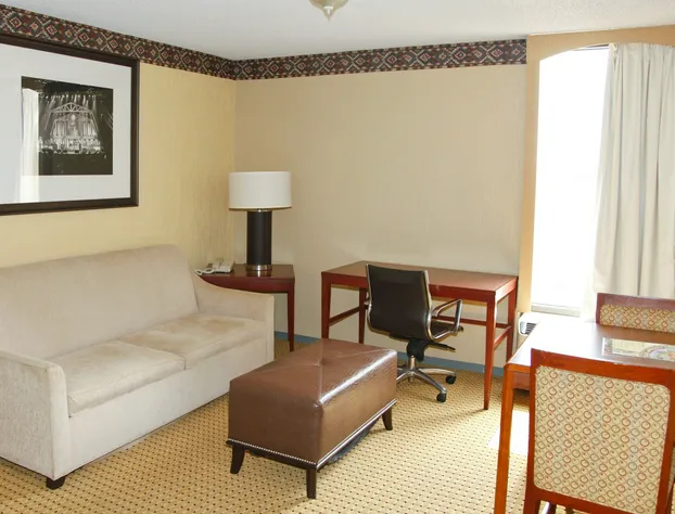 Americas Best Value Inn & Suites-Bush Intl Airport West hotel detail image 4