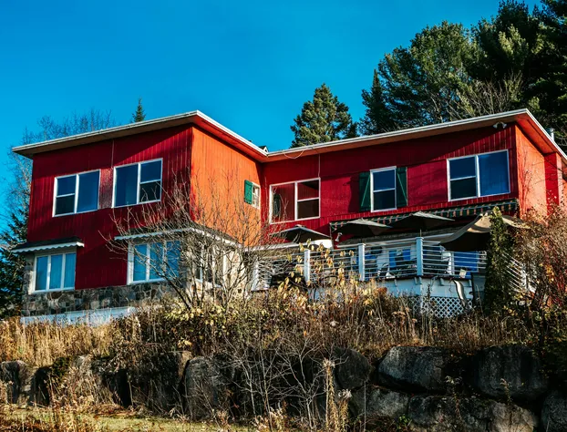 Auberge Lac du Pin Rouge hotel detail image 1