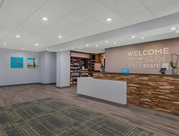 Hampton Inn Williams hotel detail image 3