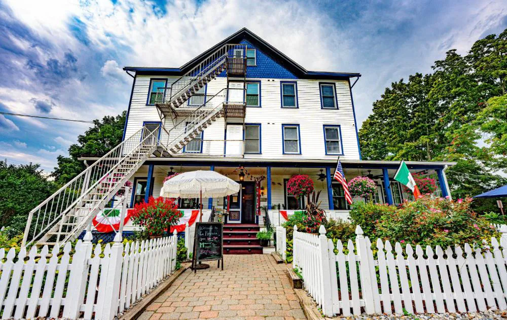 La Posada hotel hero