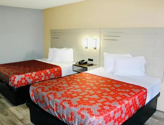 Milan Inn & Suites hotel detail image 3