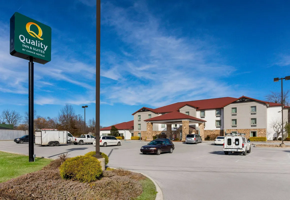 Quality Inn and Suites Monterey, TN - Crossville, TN hotel hero