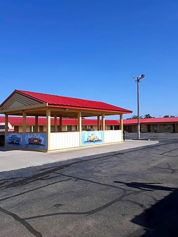 Oyo Hotel Shamrock Tx Route 66 hotel hero