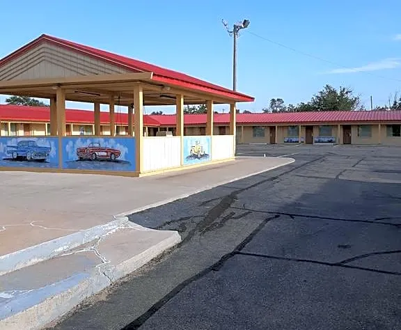 Oyo Hotel Shamrock Tx Route 66 hotel detail image 1