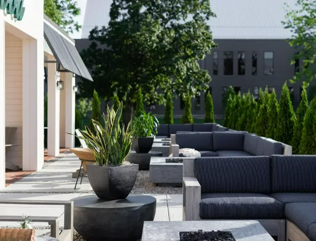 Elwood Hotel & Suites hotel detail image 4