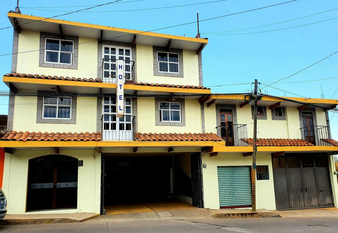 Hotel Santa María hotel hero