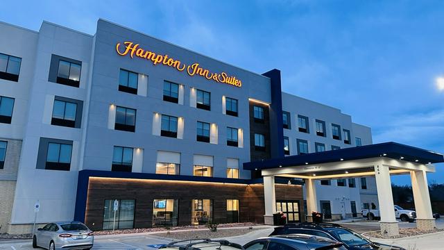 Hampton Inn & Suites Weatherford hotel detail image 3