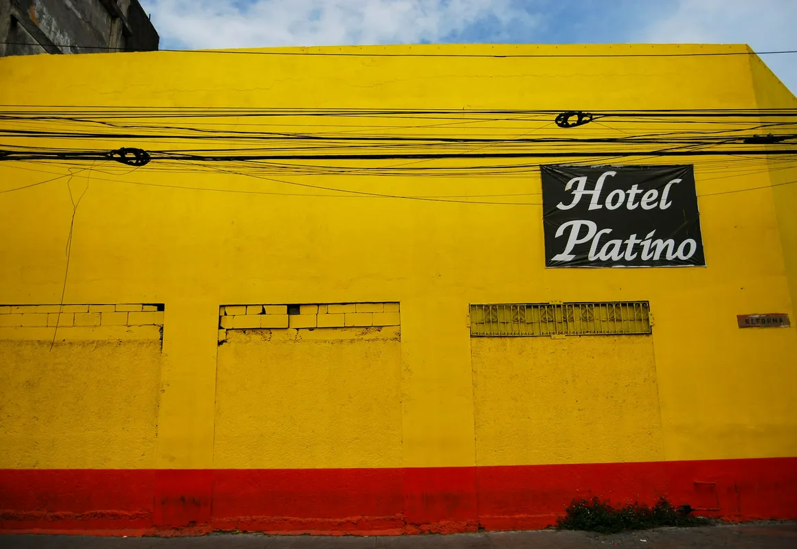 Hotel Platino hotel hero