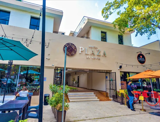 Hotel Plaza by Kavia hotel detail image 4