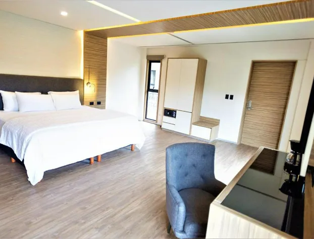 Hotel Plaza by Kavia hotel detail image 4