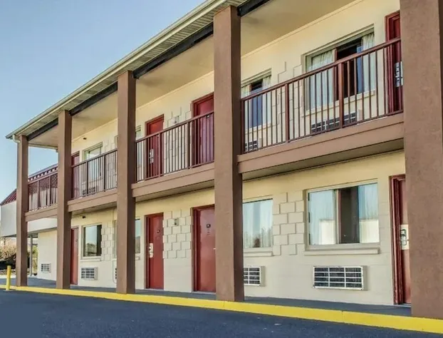 Kings Inn Motel hotel detail image 1