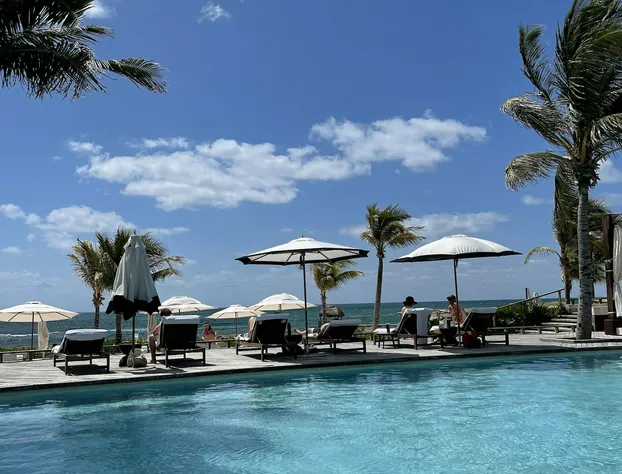 Grand Mayan hotel detail image 2