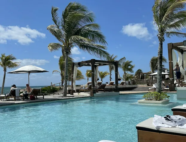 Grand Mayan hotel detail image 1