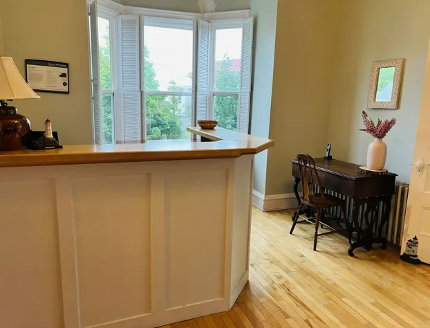 McLean House Bed & Breakfast hotel detail image 2