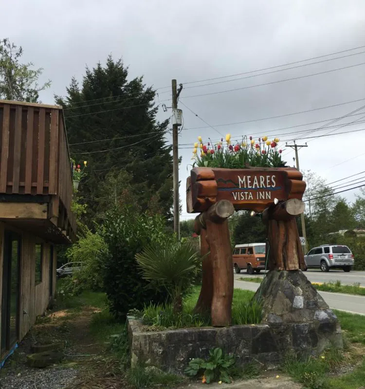 Meares Vista Inn hotel hero