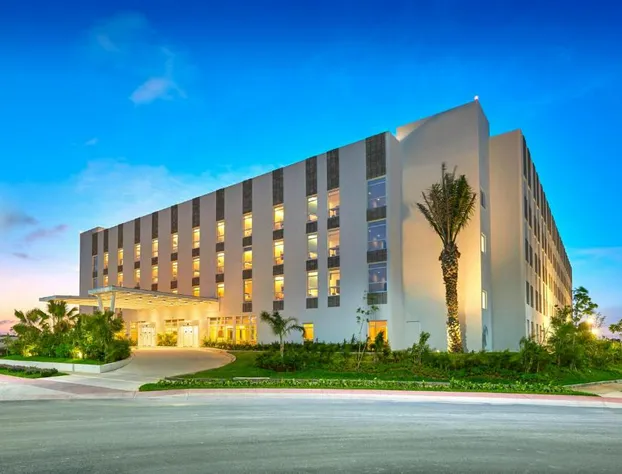 City Plus Cancun Aeropuerto Riviera hotel detail image 1