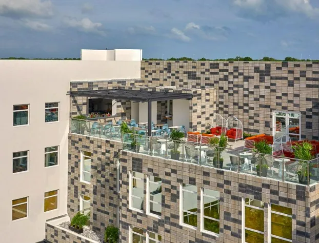 City Plus Cancun Aeropuerto Riviera hotel detail image 2