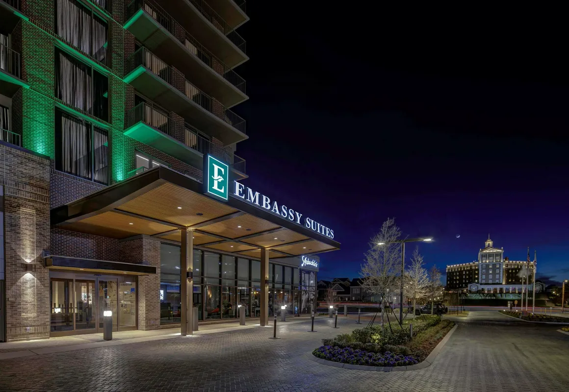 Embassy Suites by Hilton Virginia Beach Oceanfront Resort hotel hero