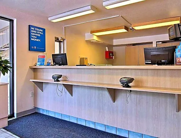 Studio 6 Merrillville IN hotel detail image 4