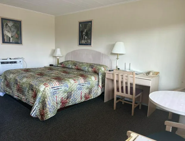 Gray Wolf Lodge hotel detail image 4