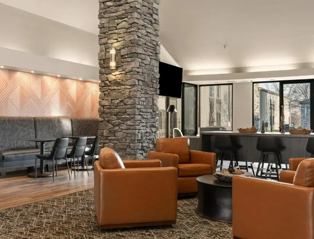 Best Western Courtview Hotel hotel detail image 4