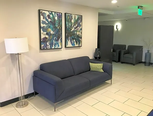 Baymont Phoenix I-10 Near 51st hotel detail image 4