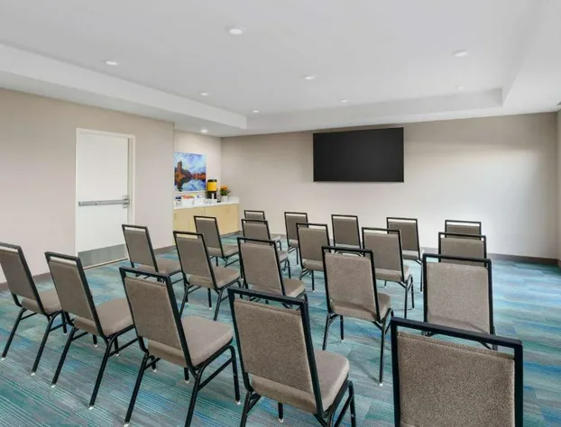 Home2 Suites by Hilton Scottsdale North hotel detail image 2