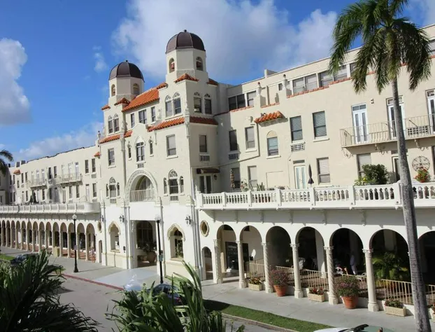 Hemingway Suites at Palm Beach Hotel Island hotel detail image 1