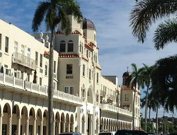Hemingway Suites at Palm Beach Hotel Island hotel detail image 2