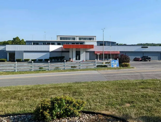 Howard Johnson BY Wyndham Hannibal hotel detail image 1