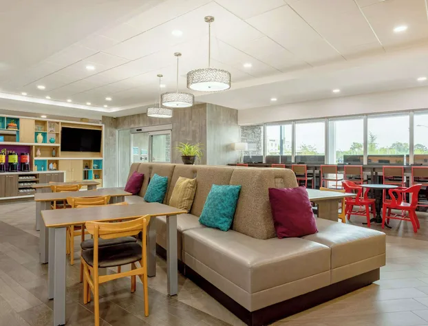 Home2 Suites by Hilton Vero Beach I-95 hotel detail image 3