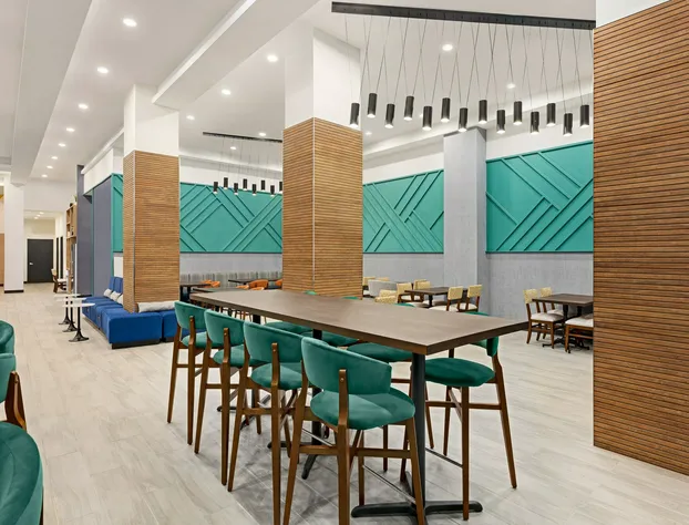 Holiday Inn Long Island City - LaGuardia West hotel detail image 2