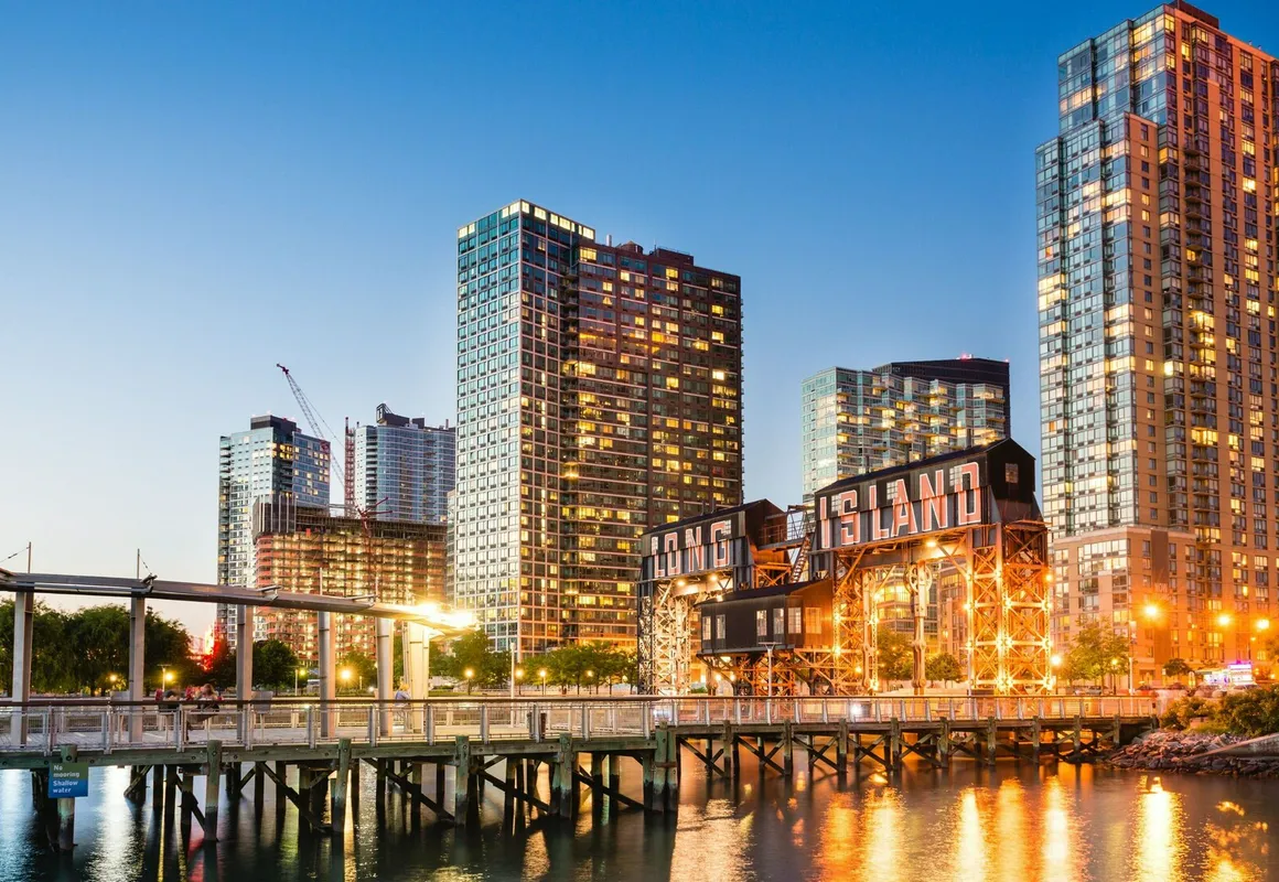 Holiday Inn LIC – LaGuardia West hotel hero