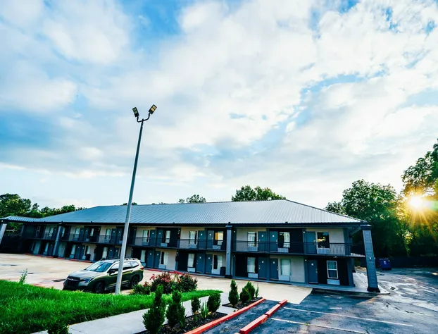 Lx Hotel, Manchester, Tennessee hotel detail image 2