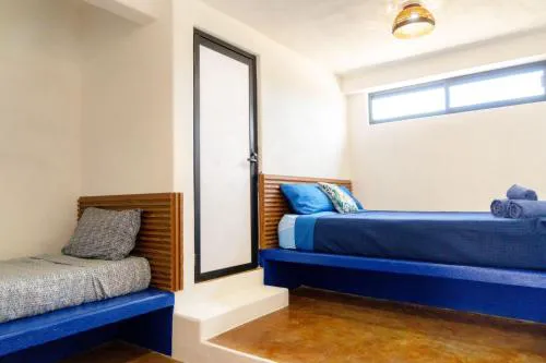 Casa Arrecife - Dorado Suite, Fast Wifi & Balcony! Beach is steps away! hotel detail image 2